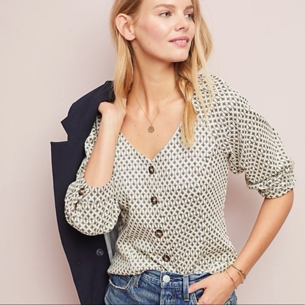 Patterned Cream Button-Up Anthropologie Top (L)
